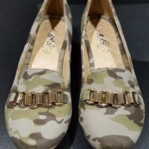 CG green camo print fabric flats gold chain toe